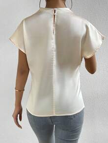 Islaluna Blusa de cuello alto de manga murciélago de satén - Albaricoque - Ver 2