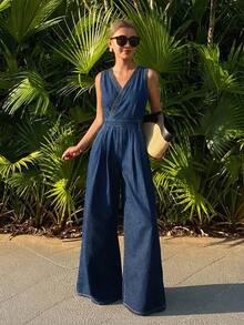 Livesso Bộ jumpsuit denim nữ không tay cổ chữ V thắt eo - Màu xanh lam - Xem 4
