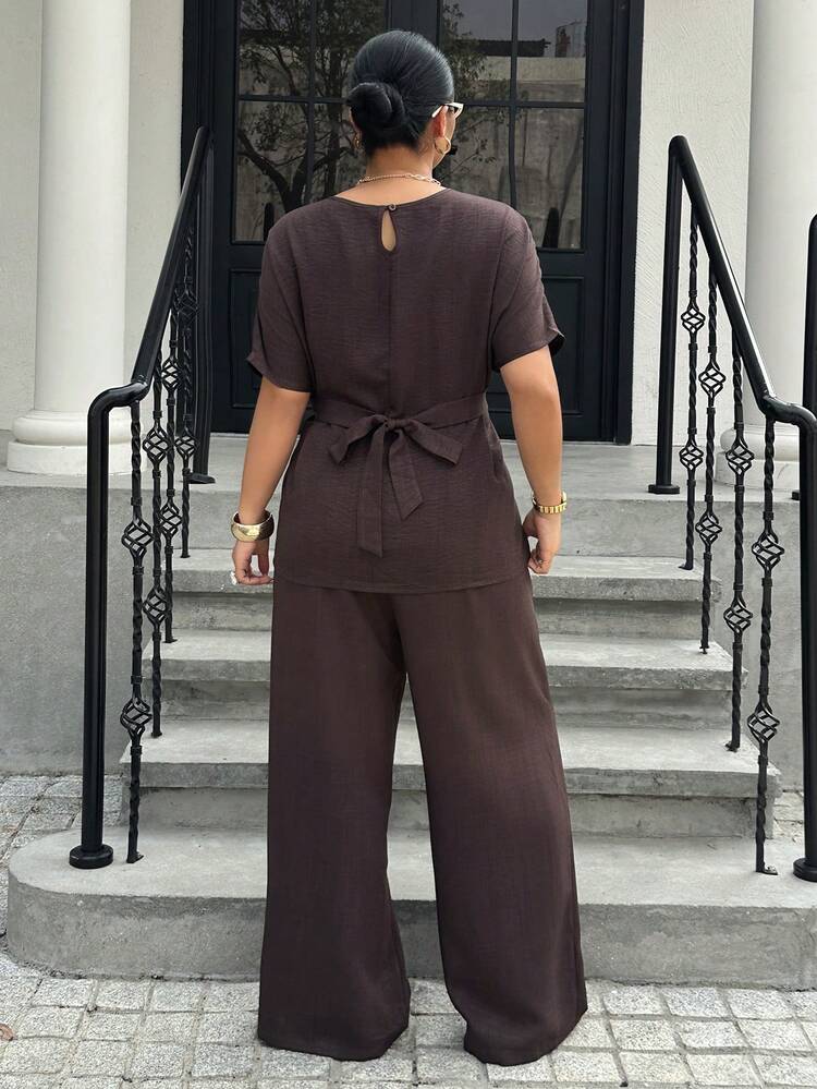 Dazy Plus Spring/Summer Loose Business Casual Fashionable Street Style Ruffle Design Cinched Waist Office Wear Pullover Top Short Sleeve Shirt & Straight Leg Casual Pants Suit, Elegant Plus Size Women 2-Piece Set, Brown Lounge Sets For Women