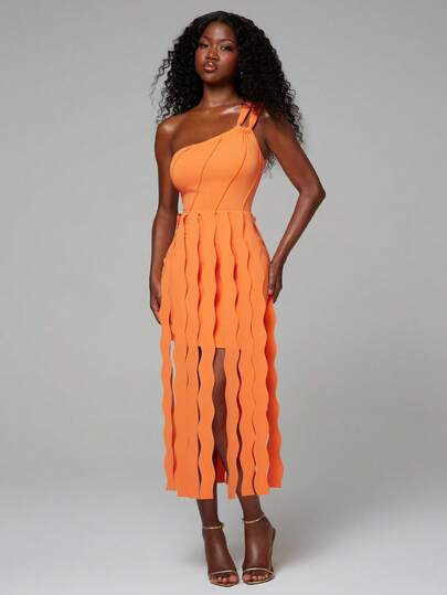 NYA SZN 女士纯色无袖流苏下摆时尚迷你连衣裙