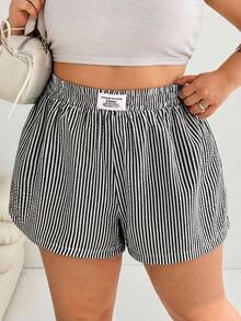 SHEIN EZwear 夏季大码女式休闲腰带扣条纹短裤 - 黑與白 - 查看 4