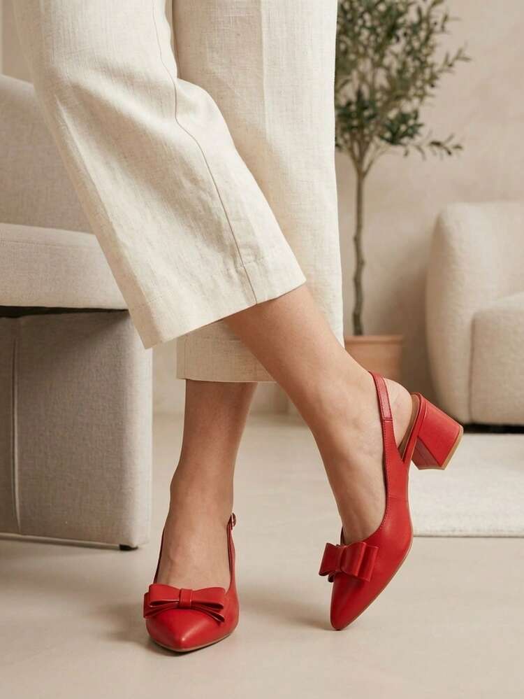 Pump destalonada, punta estilizada, tacón ,materia charol  sintético, calzado elegante, zapatilla femenina, calzado cómodo, estilo clásico, zapato formal. - Rojo - Añade 3
