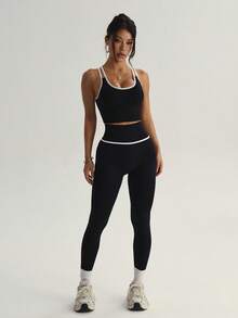 Easithlete Women's Seamless Sports Set, Spring/Summer - Black - View 5