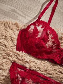 HautHeat 5件套女士刺绣网眼性感内衣套装，适合外出穿着 - 酒紅色 - 查看 3