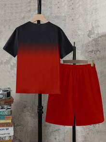 Bộ 2 món đồ dành cho thiếu niên nam, gồm áo thun ngắn tay cổ tròn in hình gấu ombre đỏ và quần short có túi. - Nhiều màu - Xem 2