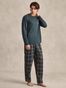 EverLounge Set de pijama de 2 piezas para hombre con top de manga larga con bolsillo de parches y pantalones largos a cuadros. Detalles cómodos y elegantes para otoño e invierno. - Verde Oliva - Ver 4