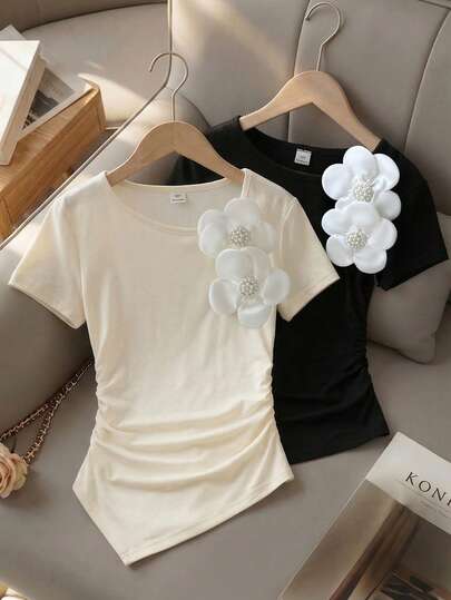 Tween Girls 2-Piece Asymmetric Hem Ruched T-Shirts – Stylish Short-Sleeve Tops Featuring Decorative Shoulder Details. This 2-Piece Set Is Designed For Fashion-Forward Girls, Including One Classic Ivory And One Sleek Black Short-Sleeve T-Shirt. Each Piece Features A Unique Asymmetric Hem, With Side Ruching That Creates A Silhouette, And Delicate Decorative Accents On The Shoulders, Skillfully Blending Comfort With Modern Style. Suitable For Daily Wear, School, Or Casual Outings.