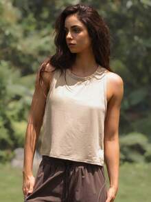 WanderVale 女士网眼拼接宽松运动背心 - 杏色 - 查看 2