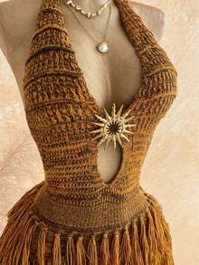 SHEIN WYWH Vestido de suéter ajustado con escote en V, cuello halter y espalda descubierta, estilo bohemio, para vacaciones, otoño/invierno - Multicolor - Ver 7