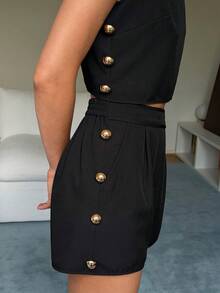 Lavishia 女款優雅金屬裝飾短褲套裝，黑色與金色奢華時尚2件套，適合夏季、早午餐、派對與通勤，女士鈕扣開襟套裝 - 黑色 - 查看 7