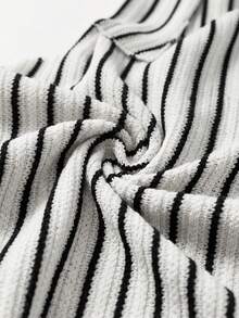 VIVINTIMO Men's Summer Casual Vacation Beach Contrast Color Striped Print Short Sleeve Shirt - Black and White - View 6