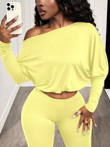 BamGleam Bộ đồ gợi cảm gồm áo crop top tay dài tay, cổ bất đối xứng, eo thon và quần dài. - Vàng nhạt - Xem 4