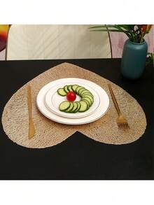 1/4/6PCS Valentine Day Heart Shaped PVC Table Mats Heat Resistant Non Slip Dining Placemats For Home Restaurant Red Black Design Romantic Table Setting - multicolor - View 9