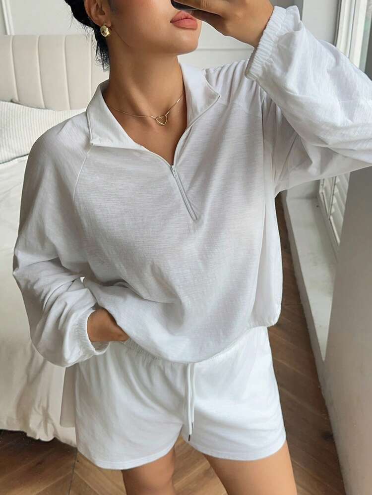 Dazy Plus Casual Loose Sports Style Plus Size Top And Shorts Set, Plus Size Women Spring/Summer White Pajamas Suit