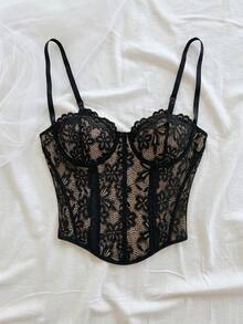 Soleia 女士度假风蓝白花卉印花蕾丝边塑形吊带背心，适合派对、情人节、约会、下午茶、海滩游轮、嘉年华、春夏假期等场合。 - 黑色 - 查看 7