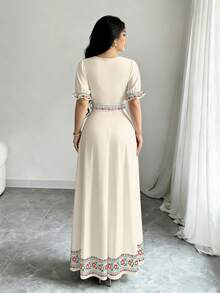 Modelyn 菱形印花连衣裙，女士时尚圆领短泡泡袖设计，配腰带，中长连衣裙，夏季休闲长裙，几何图案浅杏色连衣裙 - 彩色 - 查看 2