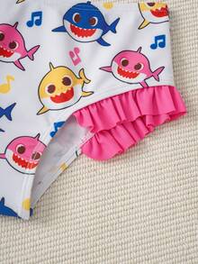 BABY SHARK X SHEIN 女童卡通印花荷叶边吊带背心式泳衣上装和三角泳裤套装 - 淺粉色 - 查看 4