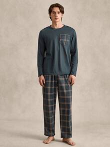 EverLounge Set de pijama de 2 piezas para hombre con top de manga larga con bolsillo de parches y pantalones largos a cuadros. Detalles cómodos y elegantes para otoño e invierno. - Verde Oliva - Ver 5