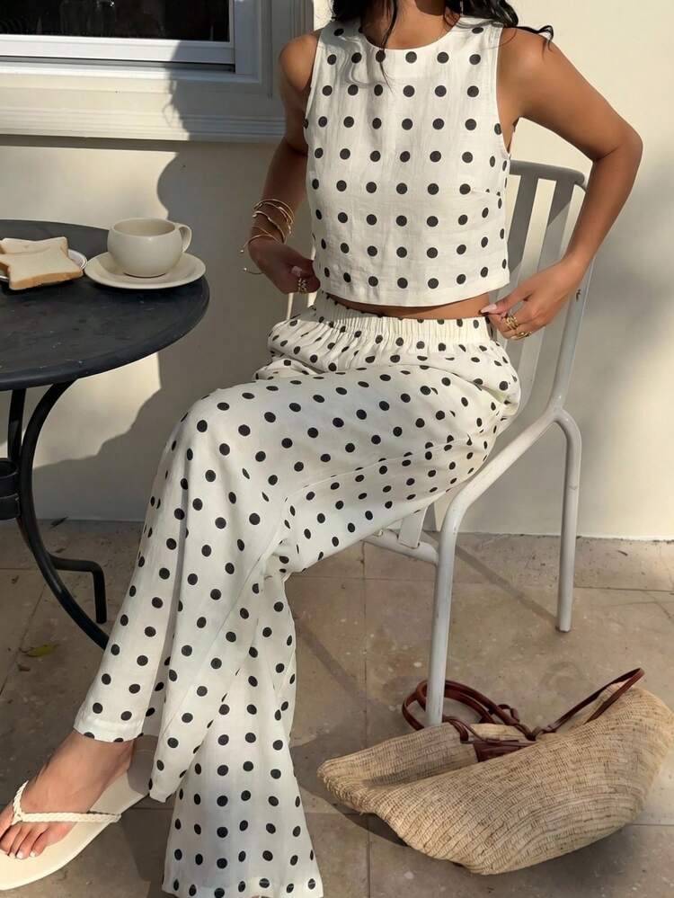 SHEIN EZwear 白色背景黑色波点女士圆领背心和裤子休闲度假套装 - 白色 - 查看 7