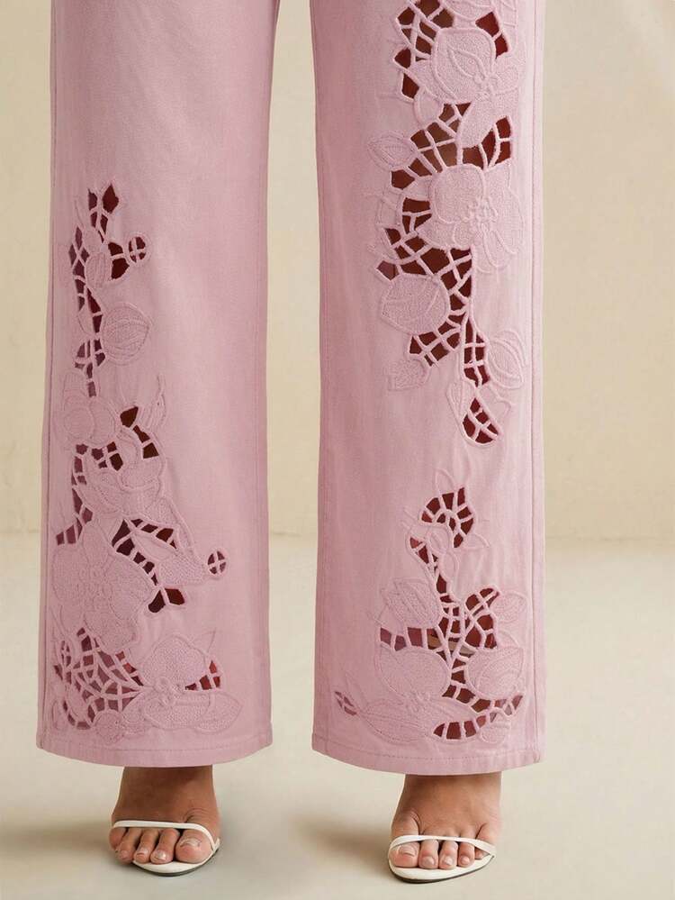 Women's Elegant Embroidered Hollow-Out White Straight-Leg Jeans, Suitable For Valentine's Day, Women's Day, Mother's Day