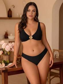Swim Chiccia Plus Size Women Summer Beach Solid Color Metal Shell Decor Bikini Top - Black - View 3