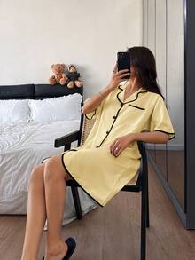 Napfluff Áo ngủ nữ tay ngắn cổ bẻ cài cúc, có túi, họa tiết bong bóng, viền tương phản. - Màu vàng - Xem 2
