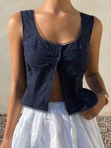 Dazy Tall Débardeur bohème décontracté pour femmes, style patchwork en dentelle, texture ouverte à l'avant, tenue d'été - Bleu marine - Voir 5