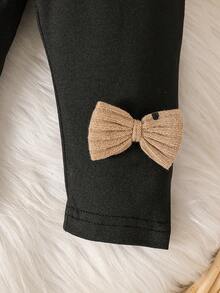 Newborn Autumn/Spring Brown Soft Heart All-Over Print Black Bow Accent Knit Puff Sleeve Pullover Top Paired With Black Bow Accent Skinny Pants 2-Piece Set, Suitable For Outings, Casual, Sports, Christmas Parties - Coffee Brown - View 7