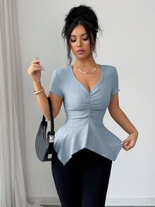 SHEIN Elenzya 女士华夫格针织V领短袖不对称荷叶边下摆优雅浪漫休闲T恤，春夏款 - 藍色 - 查看 6
