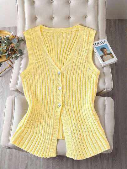 Franclia Plus Size Women Casual Minimalist Fashionable Light Yellow V-Neck Elegant Commuting Fitted Sleeveless Cardigan Knit Vest Top, New Casual Design Knitwear For Summer