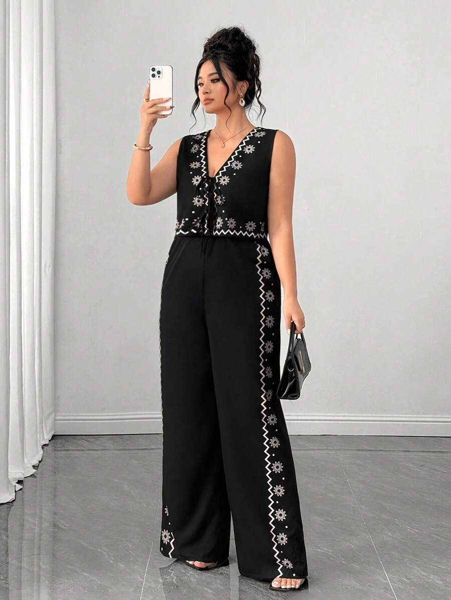 SHEIN Tall CURVE مجموعة قطعتين من سترة مربوطة وبنطلون بطبعة زهور للمقاسات الكبيرة - الأسود - مشاهدة 1