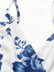 GlowEve Women's Blue & White Porcelain Print Spaghetti Strap Waist Cinched X-Shaped Dress, Romantic For Spring/Summer Vacation - Multicolor - View 5