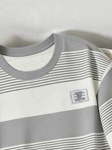 Manfinity Joysei Camiseta casual de cuello redondo de manga corta a rayas para hombre - Gris - Ver 3