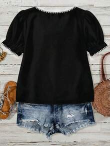 SHEIN VCAY Casual Minimalist Style White Shell Embroidered Decor Casual Square Collar Blouse, Suitable For Spring/Summer Vacation - Multicolor - View 2