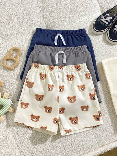 SHEIN Playful Pals Quần short in hình gấu, kiểu dáng thường ngày, đa năng cho bé trai, thích hợp mặc hàng ngày.
