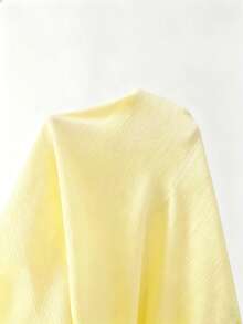 Franclia Áo kiểu nữ cỡ lớn màu hồng thanh lịch mới cho mùa hè, chất liệu chiffon, cổ trắng, dáng rộng, tay ngắn. Thích hợp cho mùa hè, lễ hội và các dịp nghỉ lễ. Đặc điểm nổi bật: cúc kim loại trang trí, kiểu dáng đa năng, cổ áo tương phản, dáng rộng, tay ngắn và vải xếp ly. Trang phục mùa tốt nghiệp, trang phục công sở thời trang, trang phục thường ngày năng động, trang phục chuyên nghiệp thành thị. - Màu vàng - Xem 6