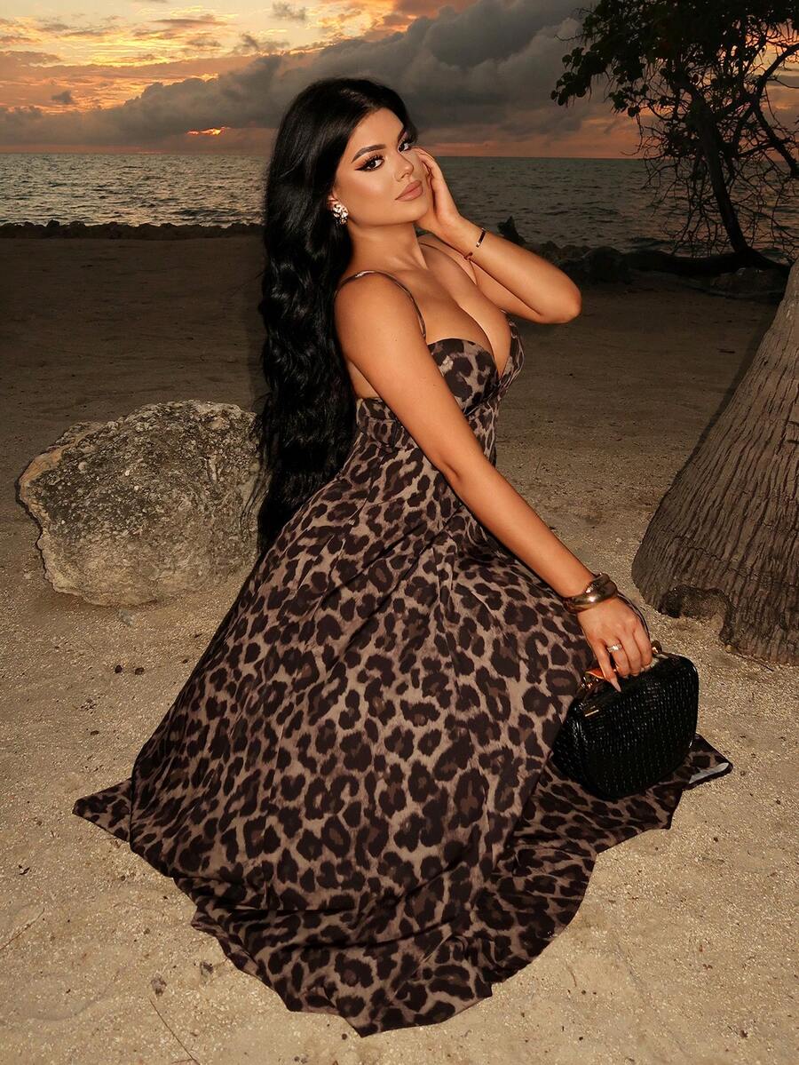 SHEIN SXY Women's Sexy Leopard Print Slip Dress, Suitable For Dates And Parties,Leopard Print , Cheetah Print ,Sundress ,Formal Dress  , Vacation Outfits Women ,Holday , Elegant Dresses For Women  ,Wedding Guest Dress For Women ,Beach  ,Party ,Summer
