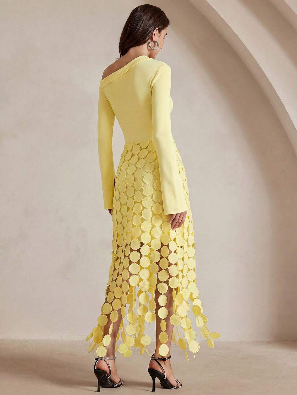Anewsta Sexy Elegant Fitted High Waist Slit Shoulder Long Sleeve Draping Hollow Out Tassel Dress, European And American Style Party Polka Dot Yellow Autumn