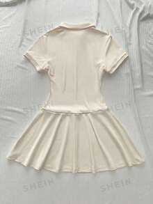 Vibekara Vestido deportivo casual de talla grande para mujer con estampado de caballero, estilo minimalista de universidad - Albaricoque - Ver 2