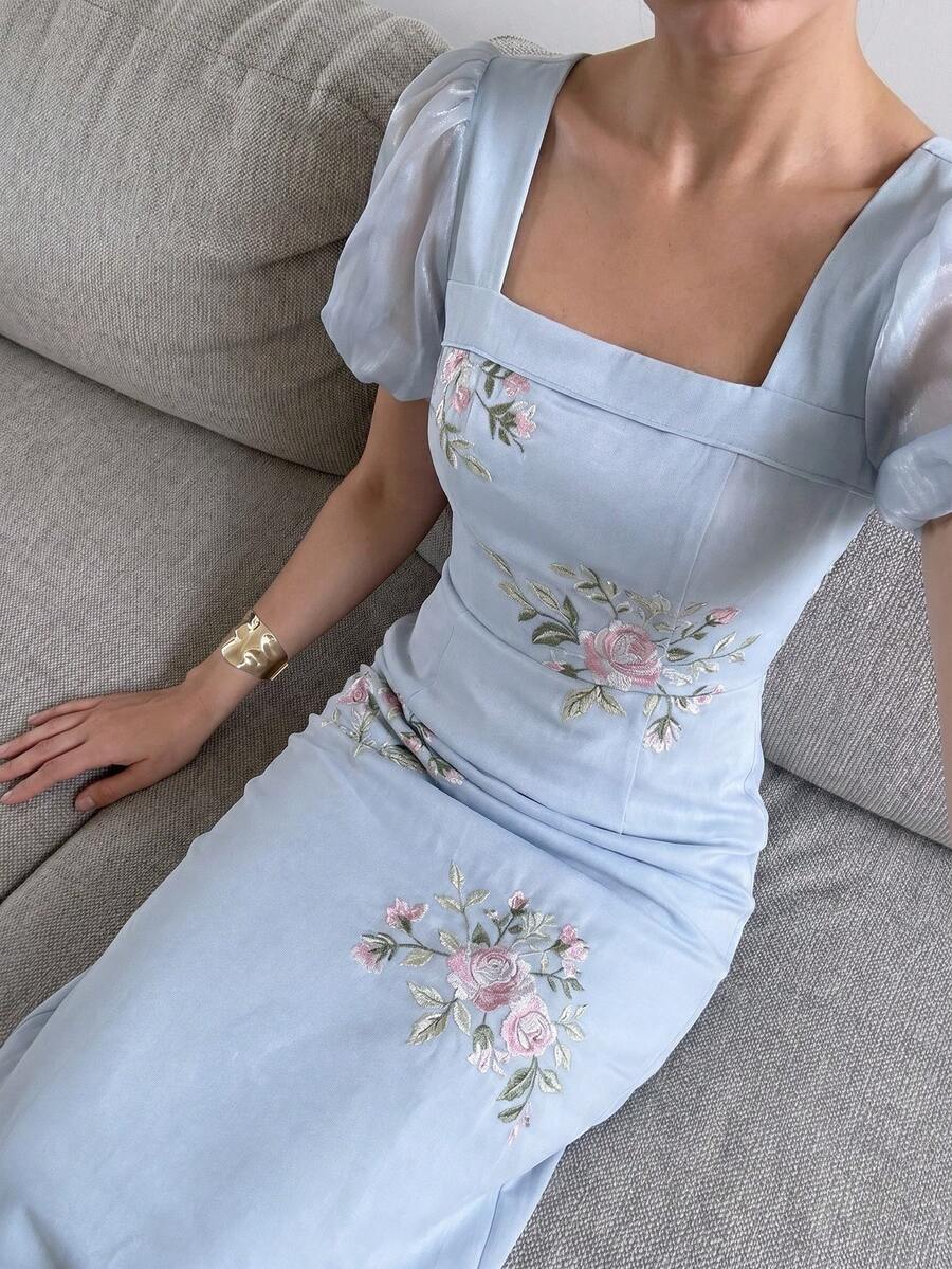 Modelyn Damen Blumen-Muster plissiertes elegantes Midi-Kleid, geeignet für den Sommer - Blau - Übersicht 1