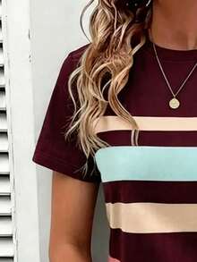 EMERY ROSE Áo thun nữ dáng regular fit kẻ sọc, thiết kế cổ điển, thanh lịch, tay ngắn, thích hợp mặc thường ngày, thoải mái cho hoạt động ngoài trời và công sở. - Nhiều màu - Xem 3