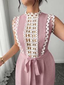 SHEIN Clasi Plus Size Women New Elegant Casual Minimalist Contrast Lace Jumpsuit For Vacation - Dusty Pink - View 5