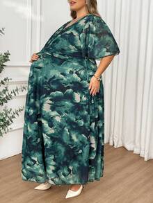 SHEIN CURVE+ 大码女式碎花扭结荷叶边下摆短袖优雅连衣裙 - 綠色 - 查看 6