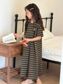 DAZY 条纹宽松直筒短袖基础款少女家居服 - 墨綠色 - 查看 9