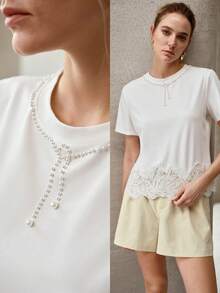 MOTF PREMIUM CAMISETA CON DETALLES DE ENCAJE CONTRASTANTE Y PERLAS FALSAS - Blanco - Ver 7