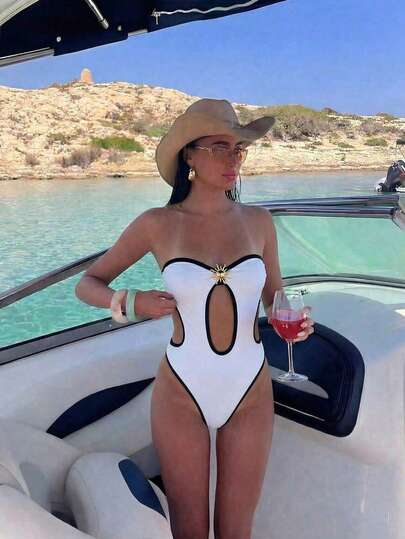 Bonvoyette 一件式黑白撞色性感沙滩度假连体泳衣