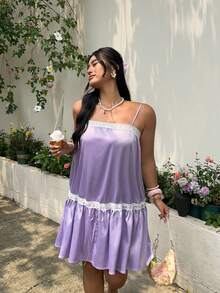 SHEIN EZwear Elegantes Strandkleid für Damen in Große Größen mit Kontrastspitze, Rüschensaum und Spaghettiträgern für den Sommerurlaub - Violett - Übersicht 4