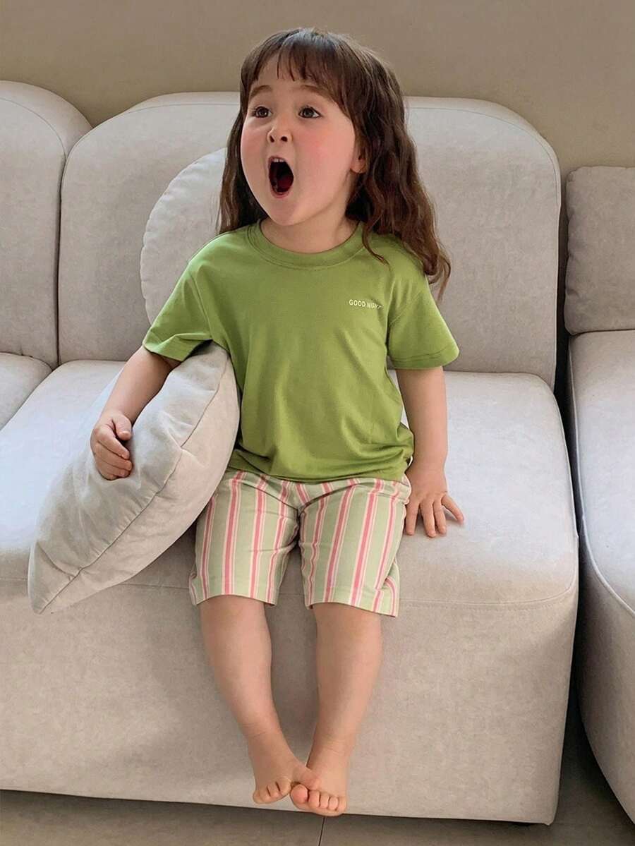 DAZY 2件組女嬰圓領純色短袖上衣與條紋寬鬆長褲居家服套裝，夏季幼兒適用 - 薄荷綠 - 查看 1