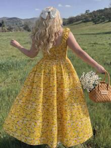 Lyrianda Vacation Countryside Ditsy Floral Spaghetti Strap Waist Cinched Dress - Yellow - View 3