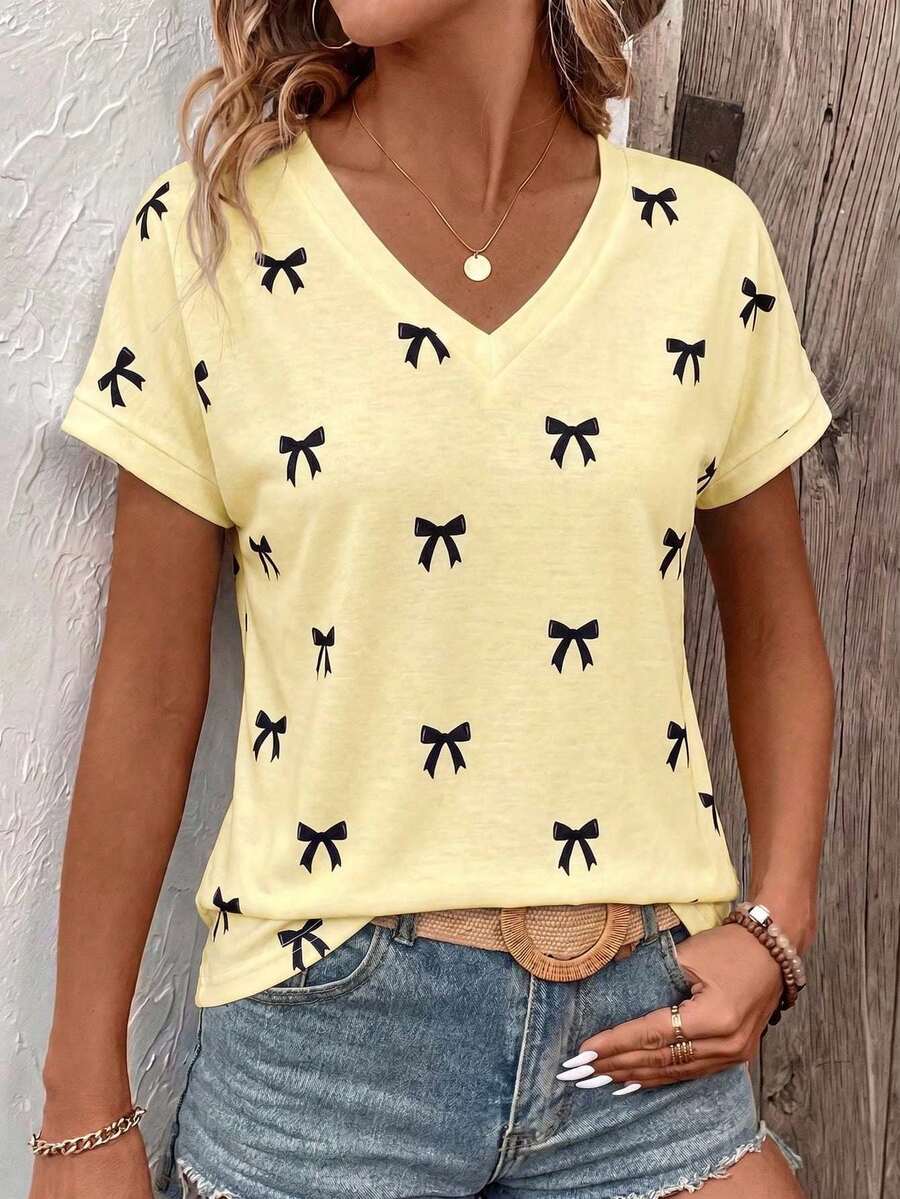 EMERY ROSE Women's Bow Print V-Neck Short Sleeve Casual T-Shirt - Multicolor - View 1